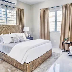 lovely-3-bedroom-ph-steps-to-the-beach.comcaribbean.com/